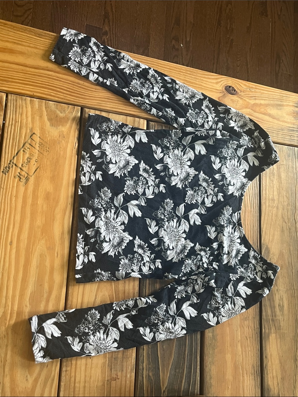 H&M Black Long-Sleeve Floral Top with White Bloom Print